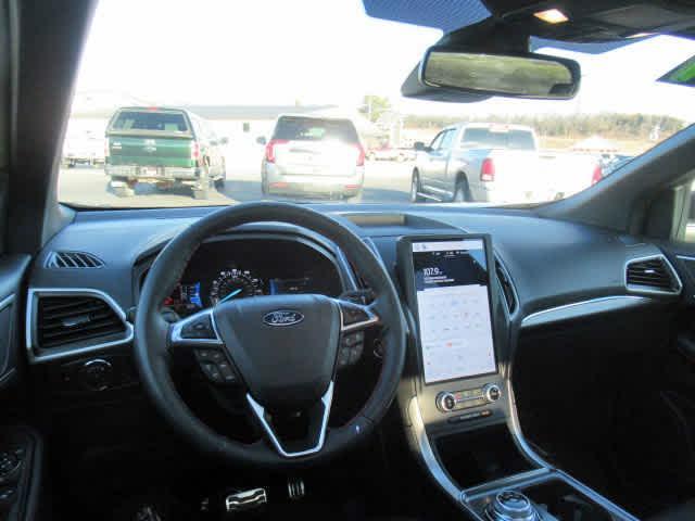 used 2024 Ford Edge car, priced at $36,400