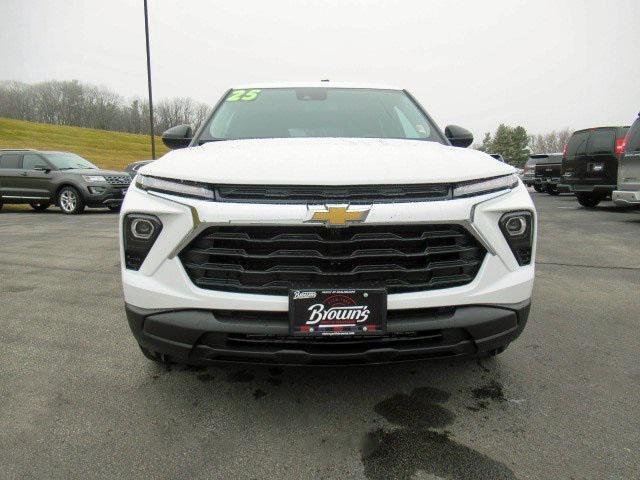 new 2025 Chevrolet TrailBlazer car, priced at $24,890