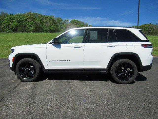 used 2023 Jeep Grand Cherokee car, priced at $38,500