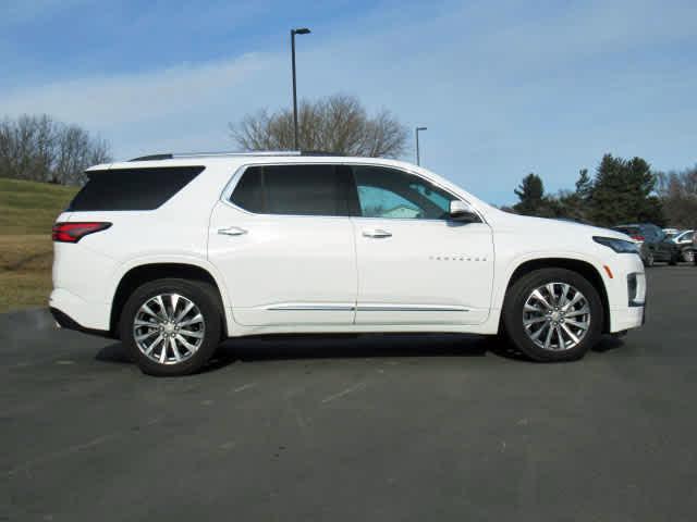 used 2023 Chevrolet Traverse car, priced at $43,500