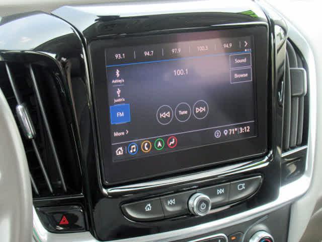 used 2020 Chevrolet Traverse car, priced at $23,900