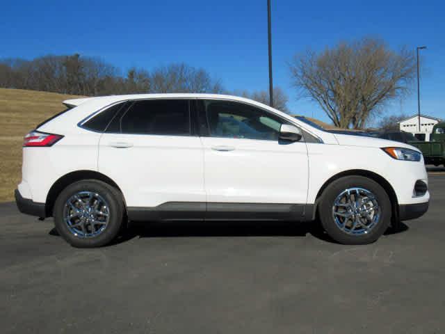 used 2021 Ford Edge car, priced at $26,900