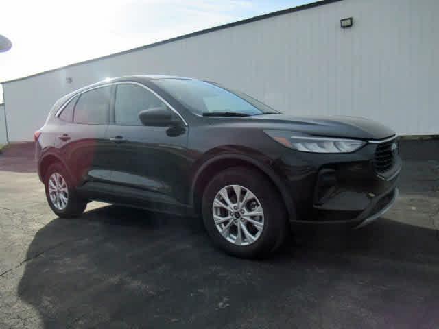 used 2023 Ford Escape car, priced at $24,500