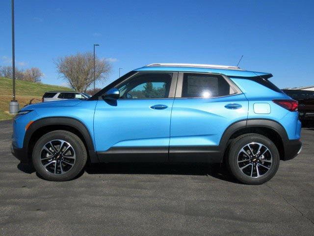 new 2025 Chevrolet TrailBlazer car, priced at $30,475