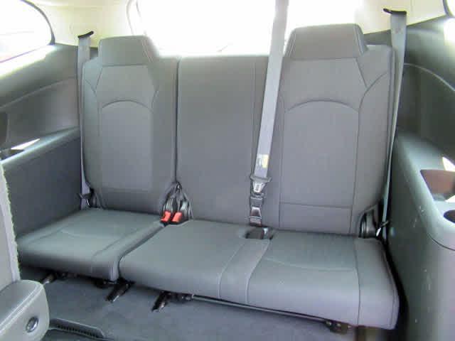 used 2016 Chevrolet Traverse car, priced at $8,900