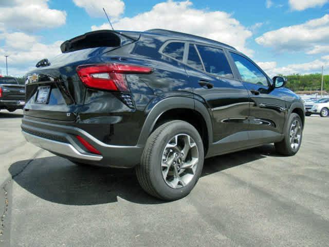 used 2025 Chevrolet Trax car, priced at $23,900
