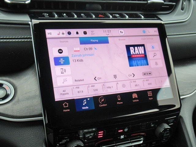 new 2025 Jeep Grand Cherokee car, priced at $44,589