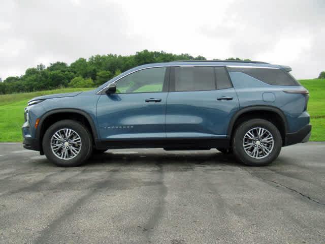used 2025 Chevrolet Traverse car, priced at $42,900