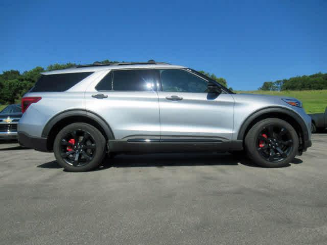 used 2022 Ford Explorer car, priced at $43,900