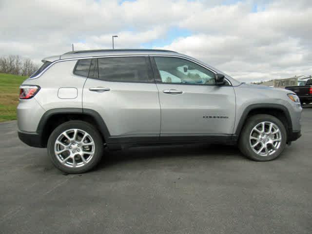 used 2022 Jeep Compass car, priced at $23,800