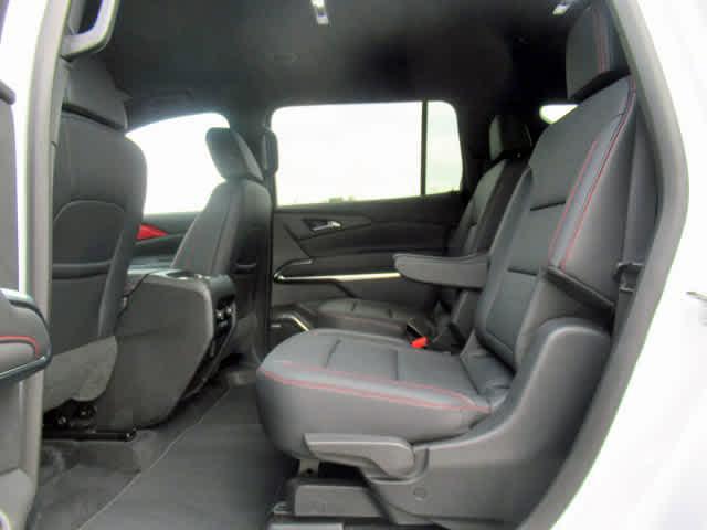 used 2024 Chevrolet Traverse car, priced at $49,900