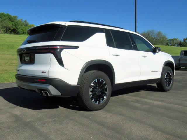 used 2024 Chevrolet Traverse car, priced at $49,900