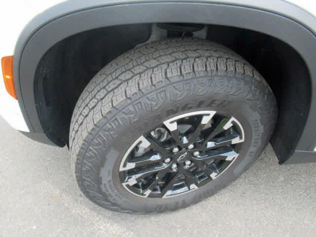 used 2024 Chevrolet Traverse car, priced at $49,900
