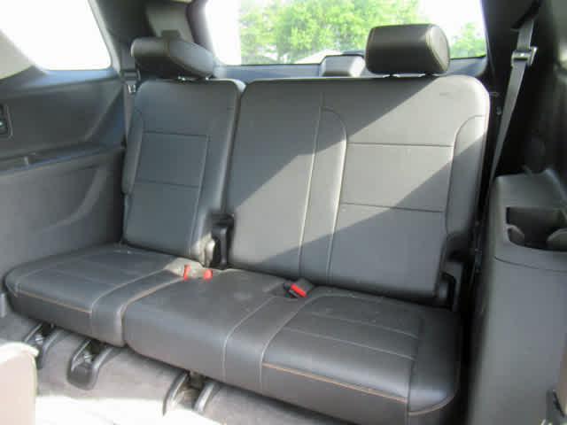 used 2020 Chevrolet Traverse car, priced at $28,900