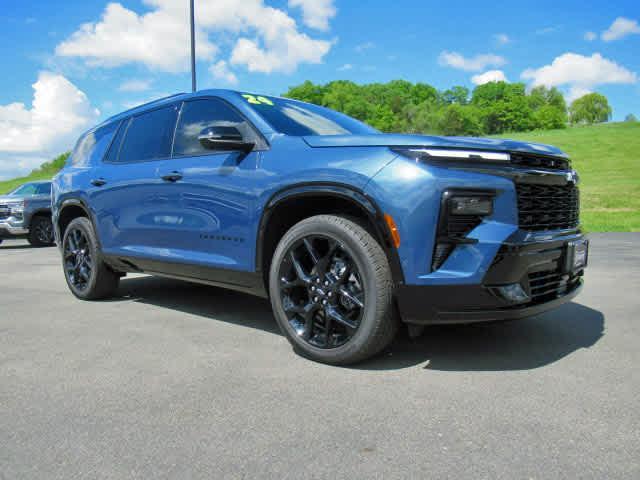 used 2024 Chevrolet Traverse car, priced at $55,900