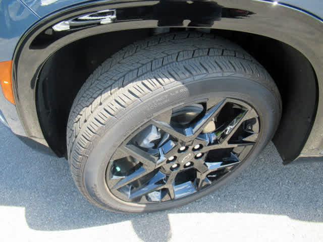 used 2024 Chevrolet Traverse car, priced at $55,900