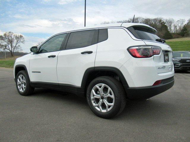 new 2025 Jeep Compass car, priced at $28,495