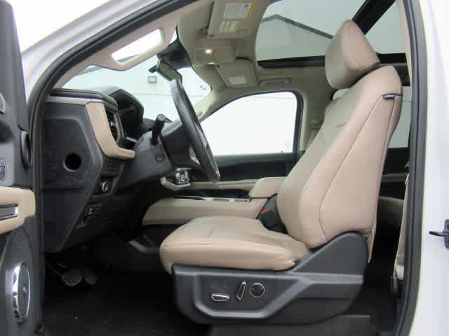 used 2024 Ford Expedition car, priced at $57,900