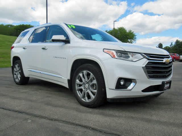 used 2019 Chevrolet Traverse car, priced at $22,900