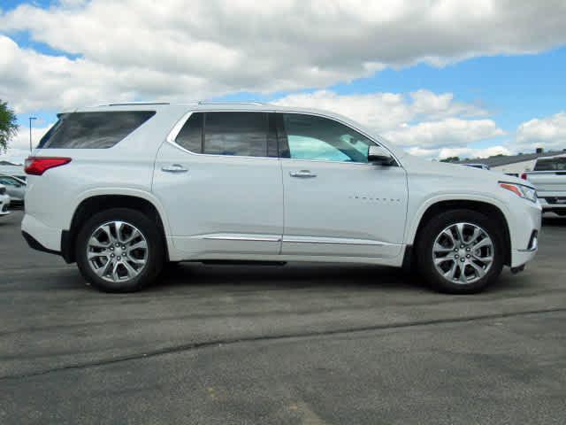 used 2019 Chevrolet Traverse car, priced at $22,900