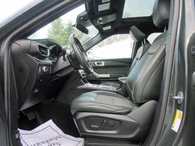 used 2022 Ford Explorer car, priced at $35,900