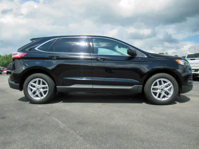 used 2024 Ford Edge car, priced at $32,900