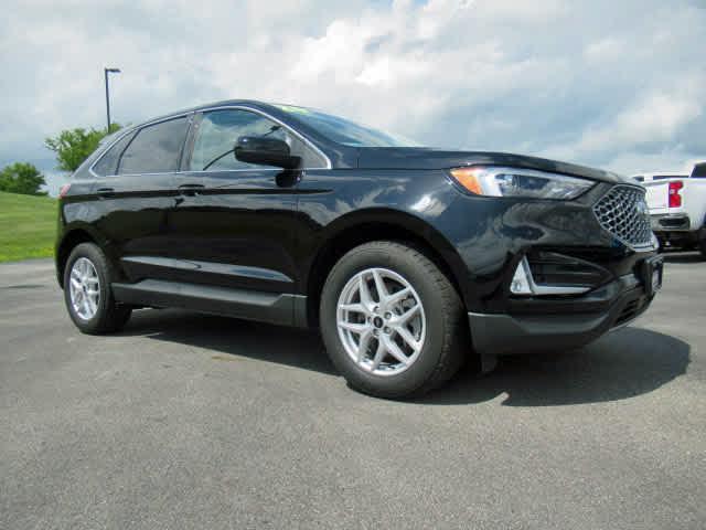 used 2024 Ford Edge car, priced at $32,900