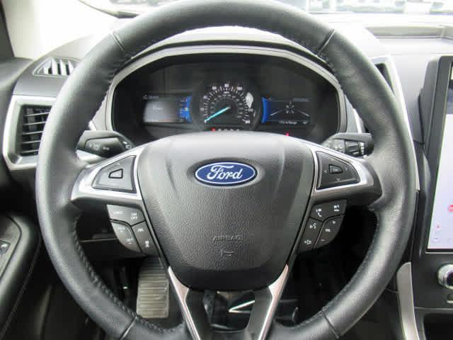 used 2024 Ford Edge car, priced at $32,900