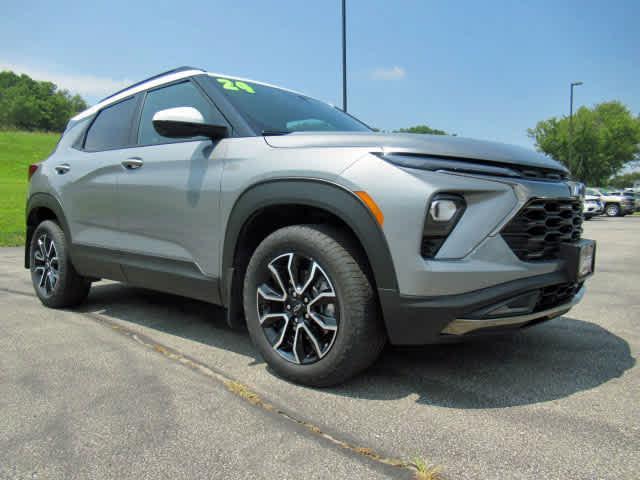 used 2024 Chevrolet TrailBlazer car, priced at $29,900