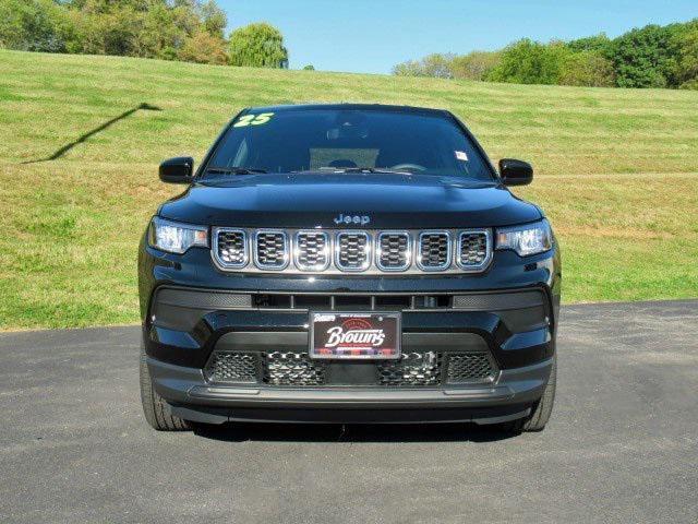 new 2025 Jeep Compass car, priced at $28,090