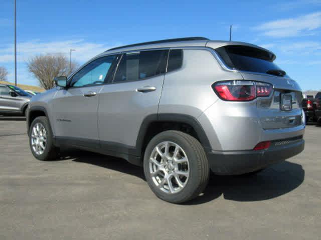 used 2022 Jeep Compass car, priced at $23,900