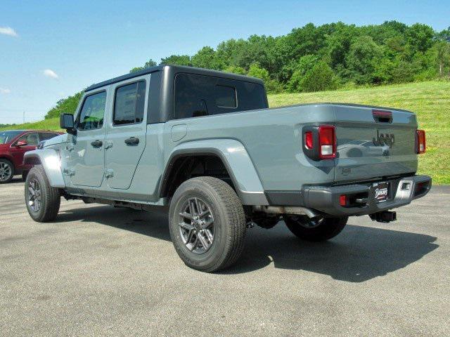 new 2025 Jeep Gladiator car, priced at $45,262