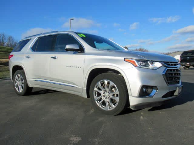 used 2019 Chevrolet Traverse car, priced at $27,200