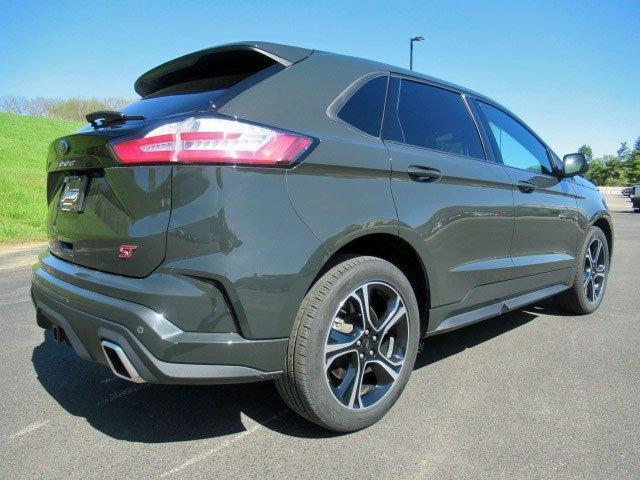 used 2022 Ford Edge car, priced at $37,000