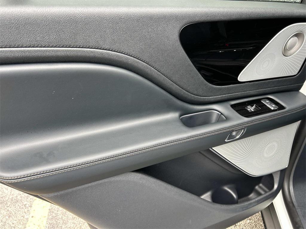 new 2026 Lincoln Aviator car, priced at $80,270