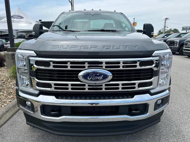 new 2025 Ford F-450 car, priced at $79,000