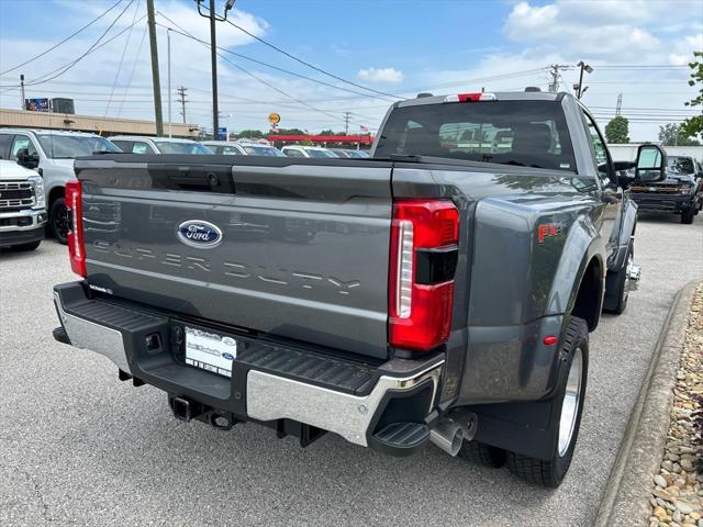 new 2025 Ford F-450 car, priced at $79,000