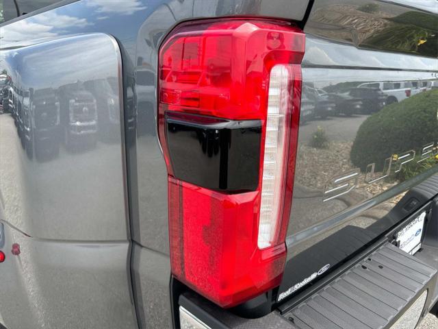 new 2025 Ford F-450 car, priced at $79,000