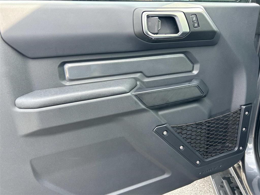 new 2025 Ford Bronco car, priced at $51,400