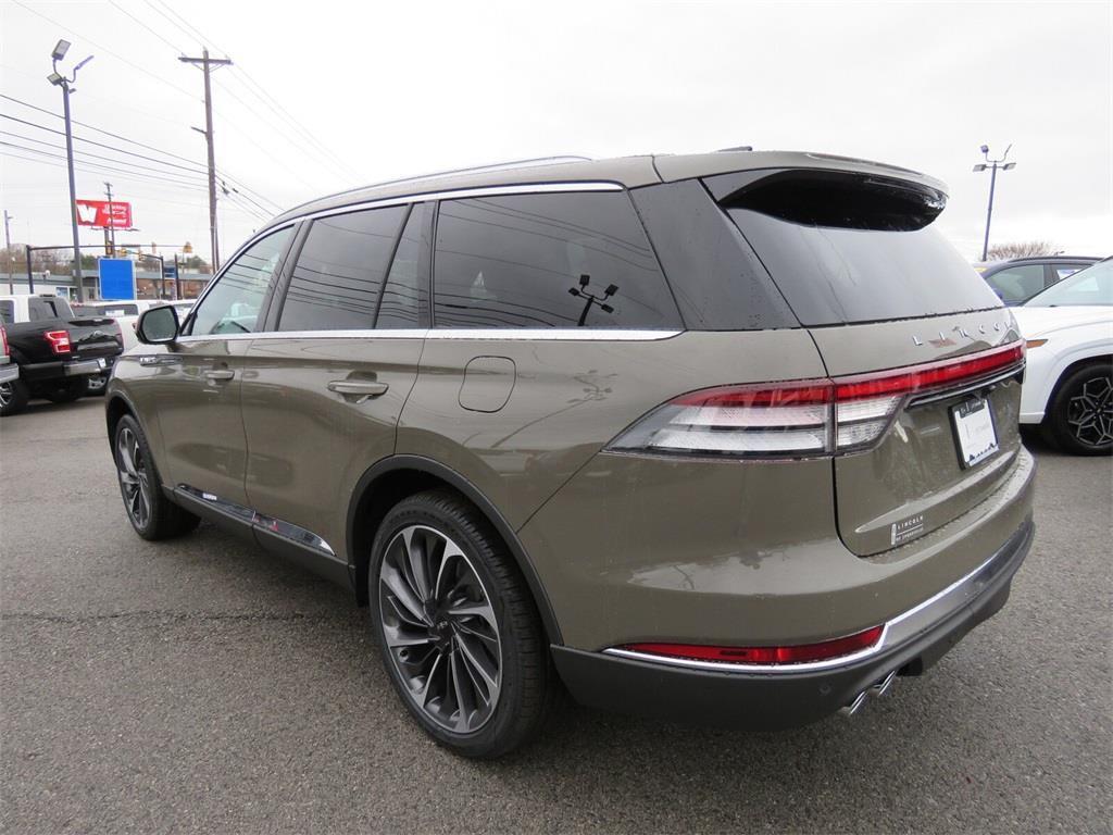 new 2025 Lincoln Aviator car, priced at $76,400