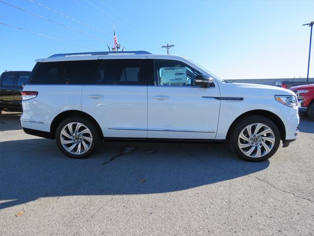 new 2024 Lincoln Navigator car, priced at $96,040