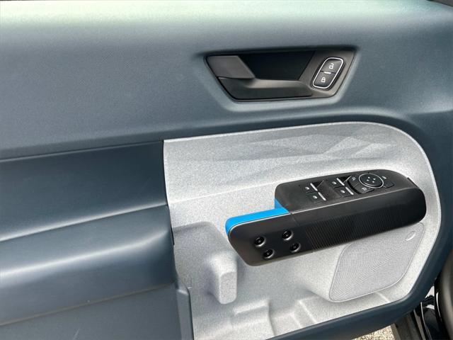 new 2025 Ford Maverick car, priced at $29,673