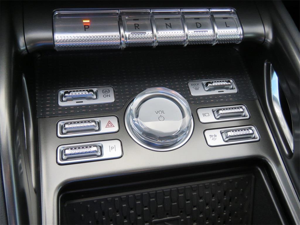 new 2025 Lincoln Nautilus car, priced at $65,000