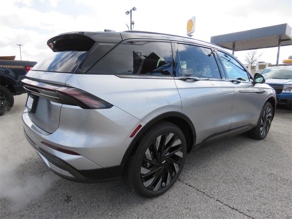 new 2025 Lincoln Nautilus car, priced at $65,000