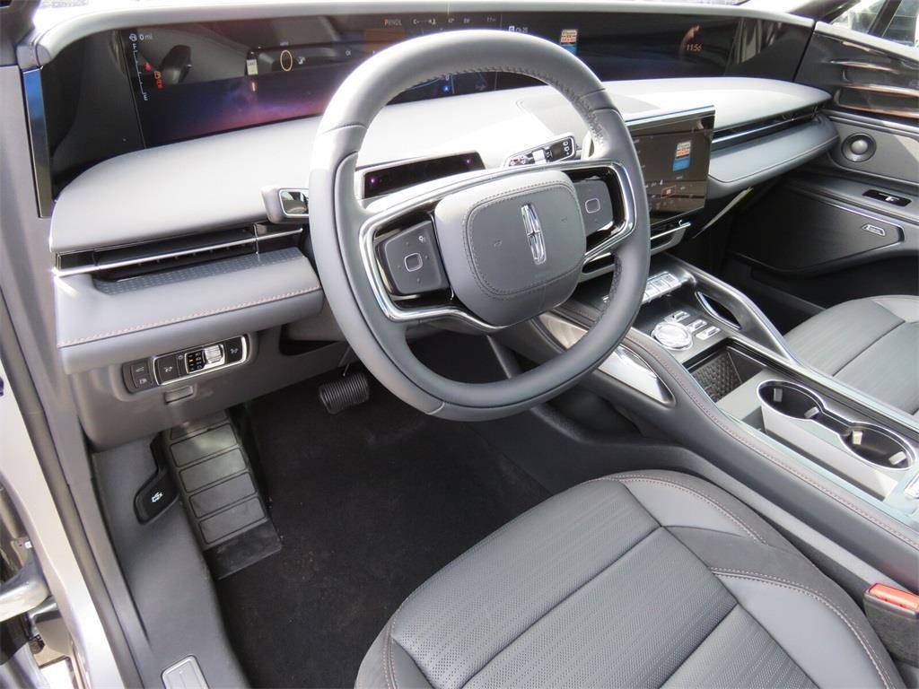 new 2025 Lincoln Nautilus car, priced at $65,000