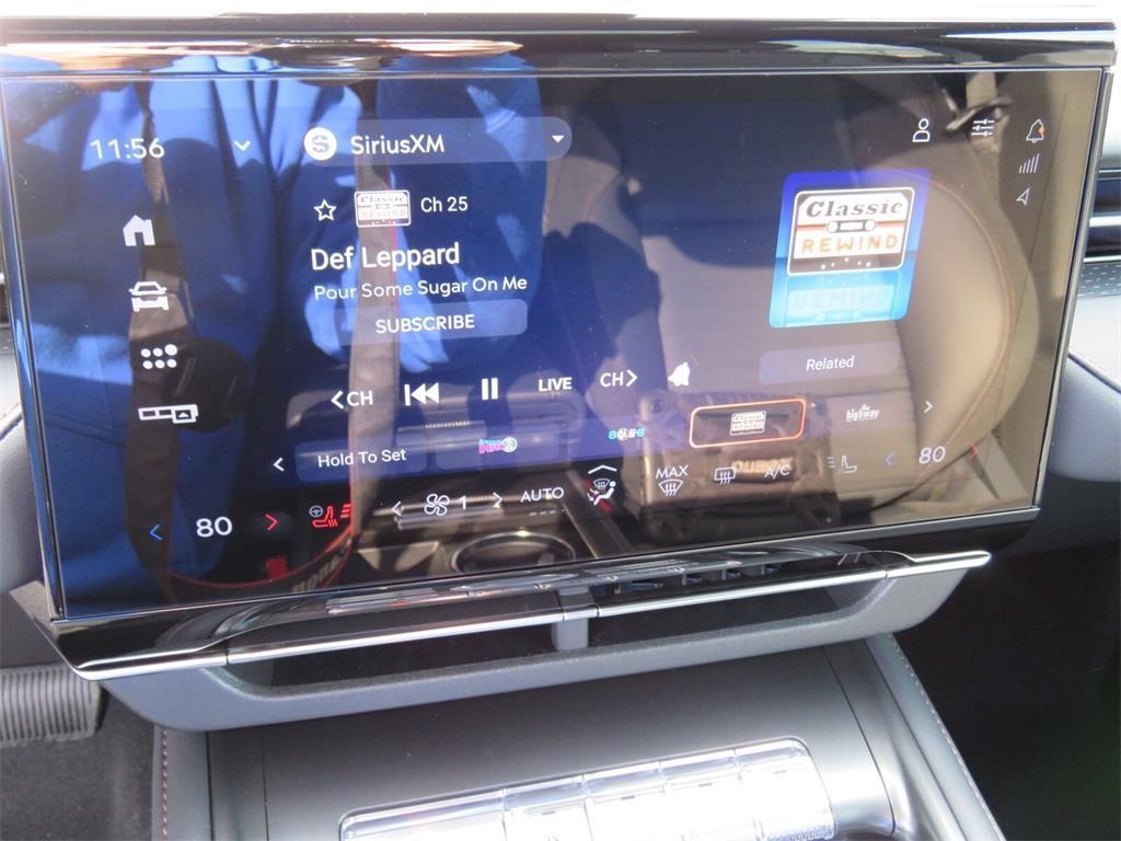 new 2025 Lincoln Nautilus car, priced at $65,000