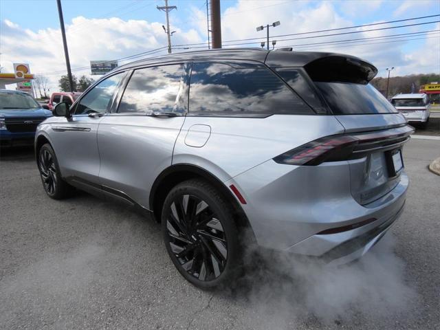 new 2025 Lincoln Nautilus car, priced at $66,705