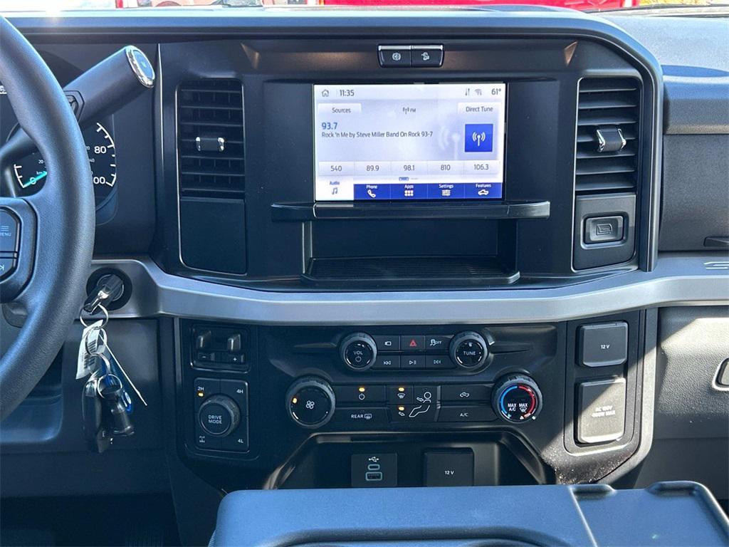 new 2025 Ford F-250 car, priced at $68,500