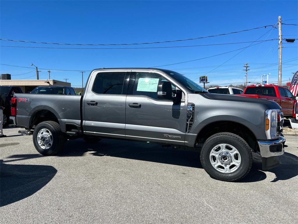 new 2025 Ford F-250 car, priced at $68,500