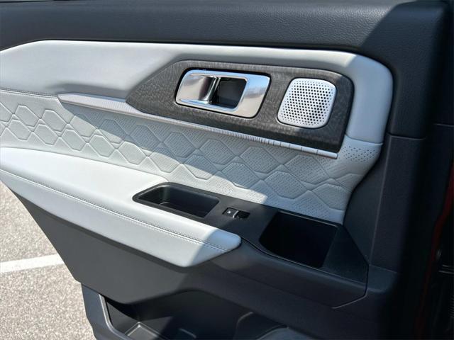 new 2025 Ford Explorer car, priced at $57,500